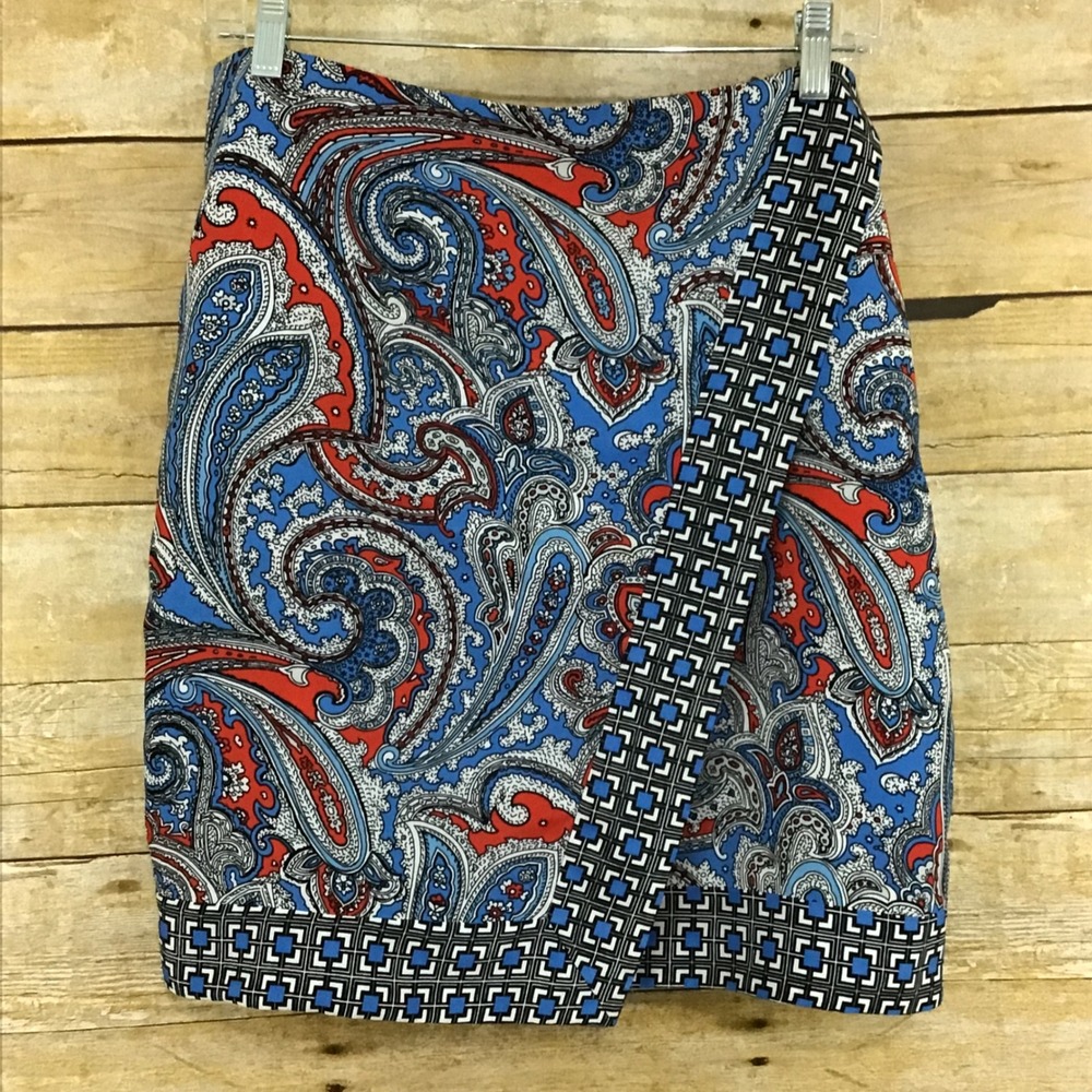 New York & Company Blue Red Paisley Geometric Faux Wrap Mini Skirt Size 8